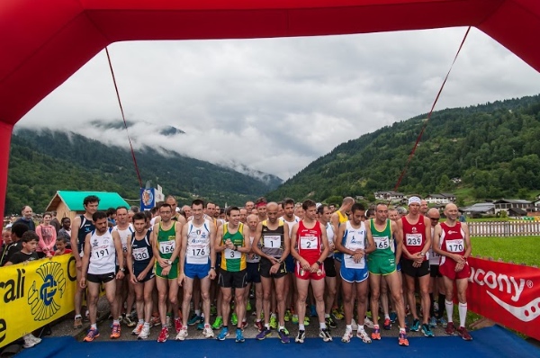 Trofeo San Vittore 2014 - Partenza - foto: Riccardo Selvatico