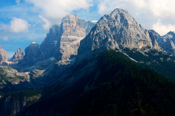 Ciba, Dolomiti di Brenta. Fonte: it.wikipedia.org