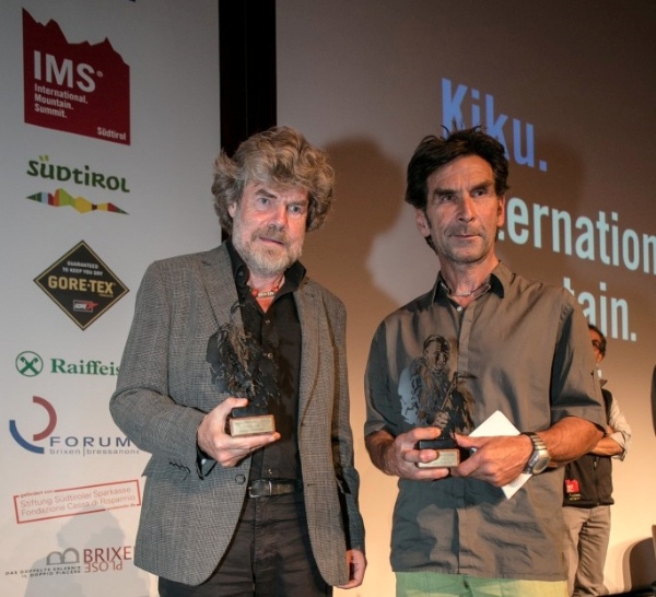 Premio Paul Preuss 2014, Reinhold Messner e Hans Peter Eisendle. Foto: Juergen Koessler/IMS