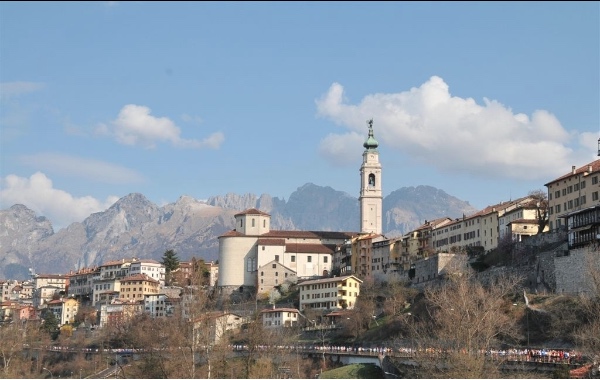 Feltre (BL), panoramica della cittadina. Fonte: press Beluno-Feltre Run