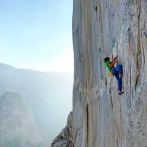 Dawn Wall, Yosemite: Adam Ondra sul 14° tiro (9a). Foto: Pavel Blazek