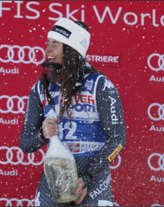 Coppa del Mondo di Sci alpino: Sofia Goggia, Sestriere 2016. Fonte: Instagram Goggia