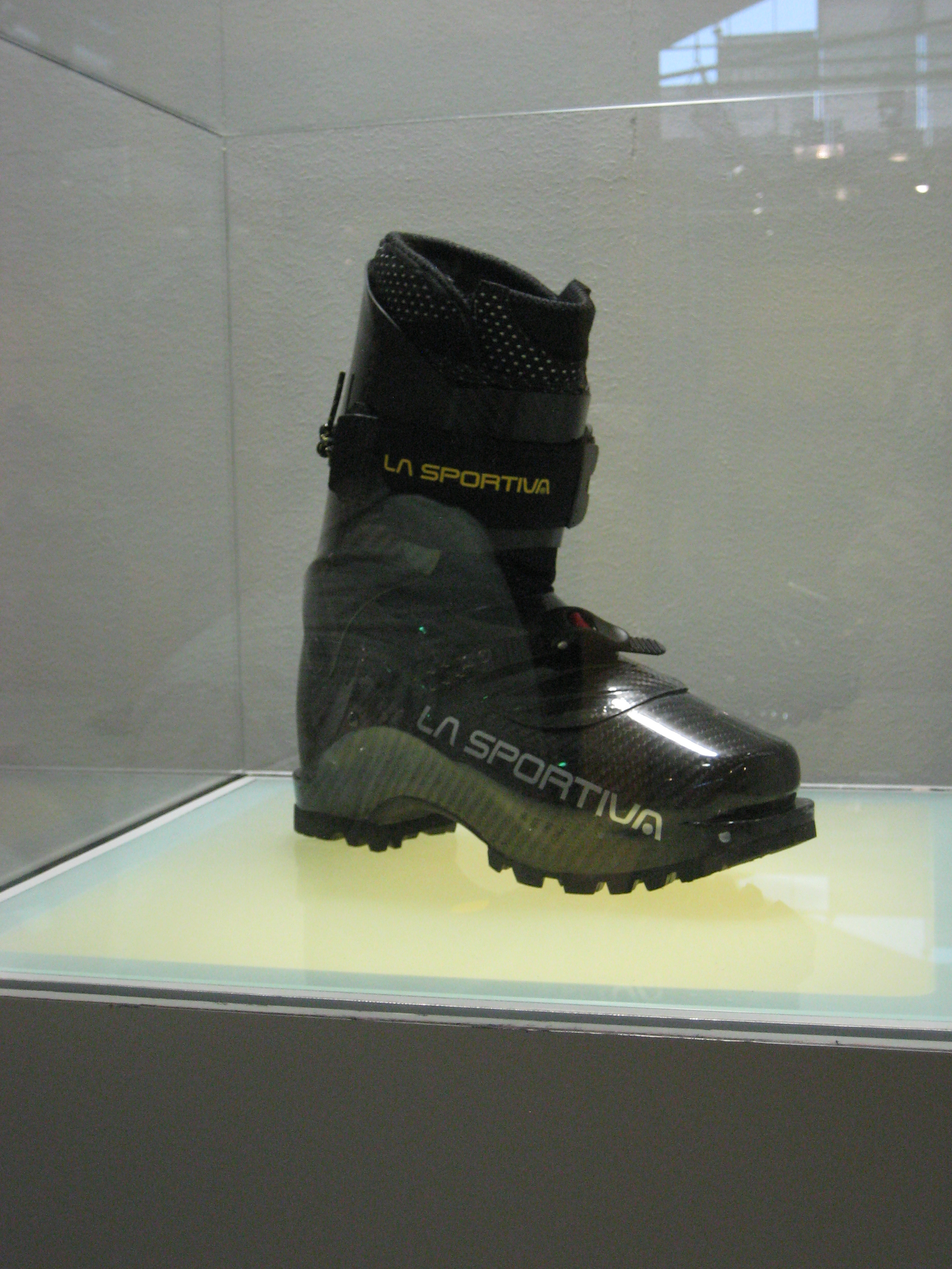 scarpone-sci-alpinismo.JPG