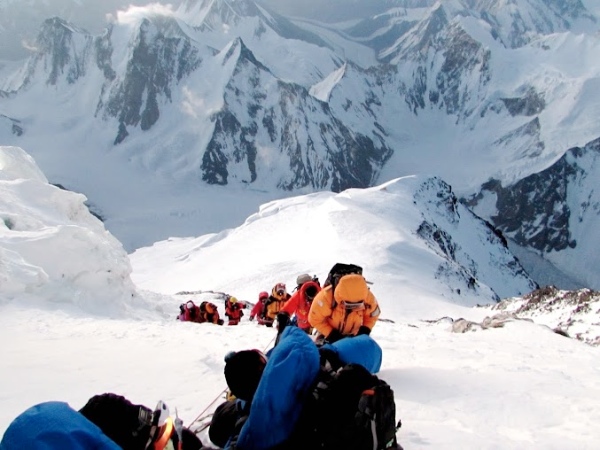 K2. Fuori dal traverso. Foto EVK2CNR