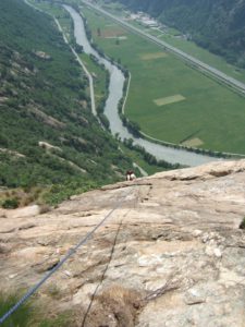 ARRAMPICATA paretone di Arnad