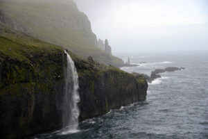 2015-08-14_30564-Hornstrandir-Hornbjargsviti-Cascata