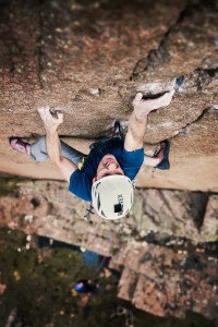 Dave MacLeod su "Ice Burn" (E8). Foto: Chris Prescott/Dark Sky Media