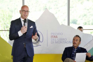 Ermanno Grassi, Enrico Brizzi. Premiazioni 2016, Premio Itas Montagnav(v)entura. Fonte: TFF2016
