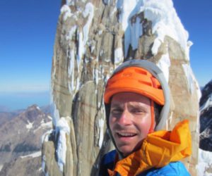 Colin Haley: selfie sulla Torre Egger. Fonte: climbing.com