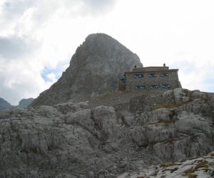 Rifugio Garbari XII Apostoli. Fonte: it.wikipedia.org