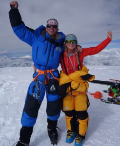 Adrian Ballinger ed Emily Harrington. Fonte: skinet.com