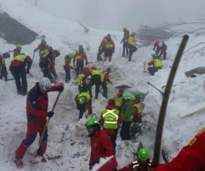 Rigopiano. Soccorritori al lavoro. Fonte: Ansa. Foto: Corpo Soccorso Alpino e Speleologico