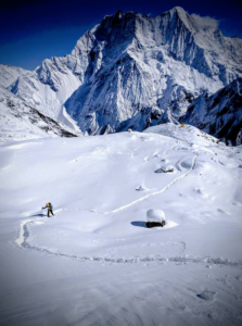 Elisabeth Revol si acclimata su Manaslu (arch. E. Revol)