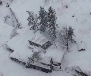 614px511-hotel-rigopiano-farindola-foto-corpo-Vigili del Fuoco-fonte-ansait