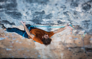 Patxi Usobiaga, FA "Patxitxulo" 9a/+, Oliana. Foto: Javi Pec
