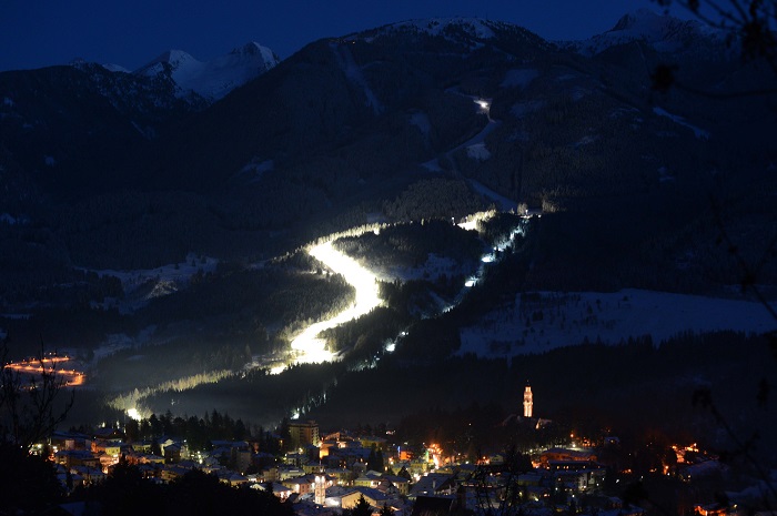 PISTA OLIMPIA DI NOTTE foto orlerimages p