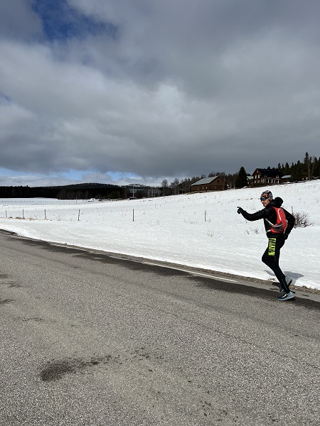 running norvegia aaron lazzaro