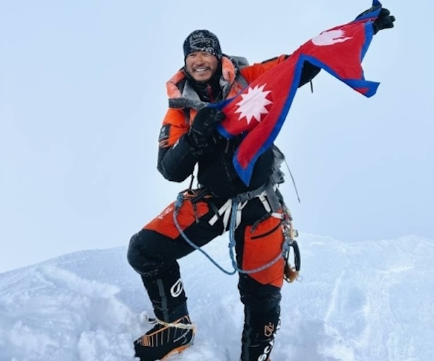 Tejan Gurung 28 Anni Scala Il Cho Oyu E Punta A Diventare Il Pi tejan-gurung-28-anni-scala-il-cho-oyu-e-punta-a-diventare-il-pi
