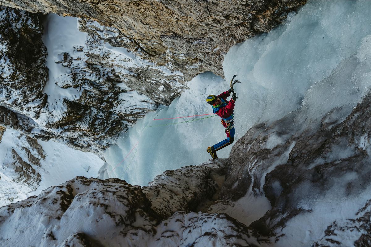 la sportiva ice climbing