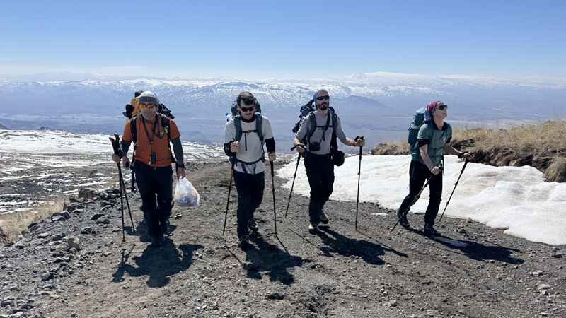 progetto Ferrino Ararat Base Camp
