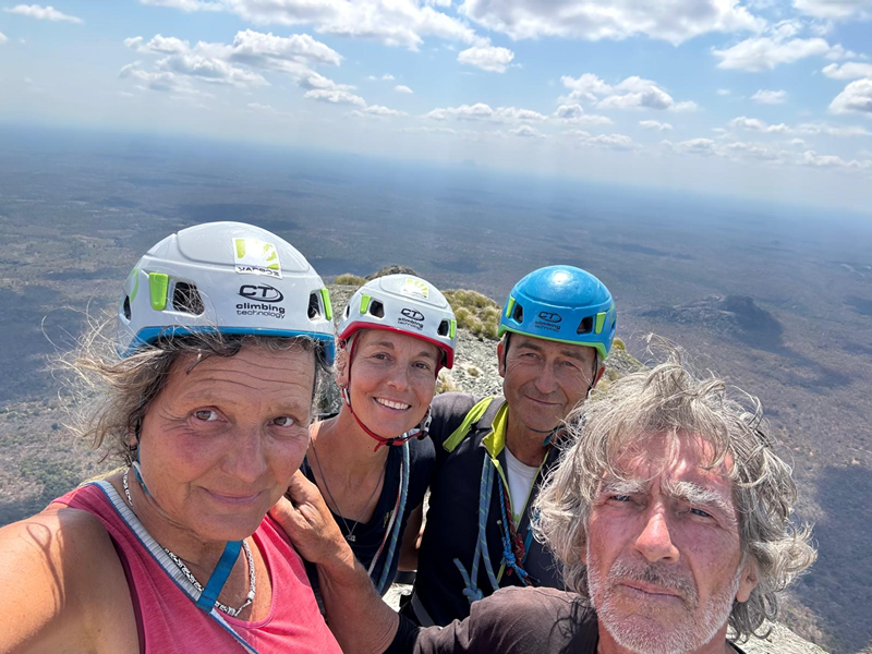 spedizione Phandambiri