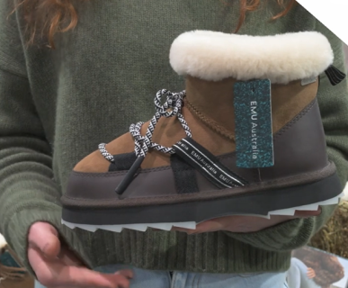 emu australia blurred micro