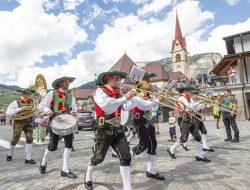 val gardena tradizioni
