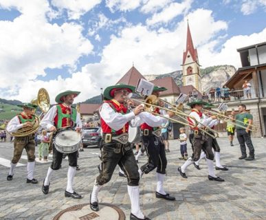 val gardena tradizioni