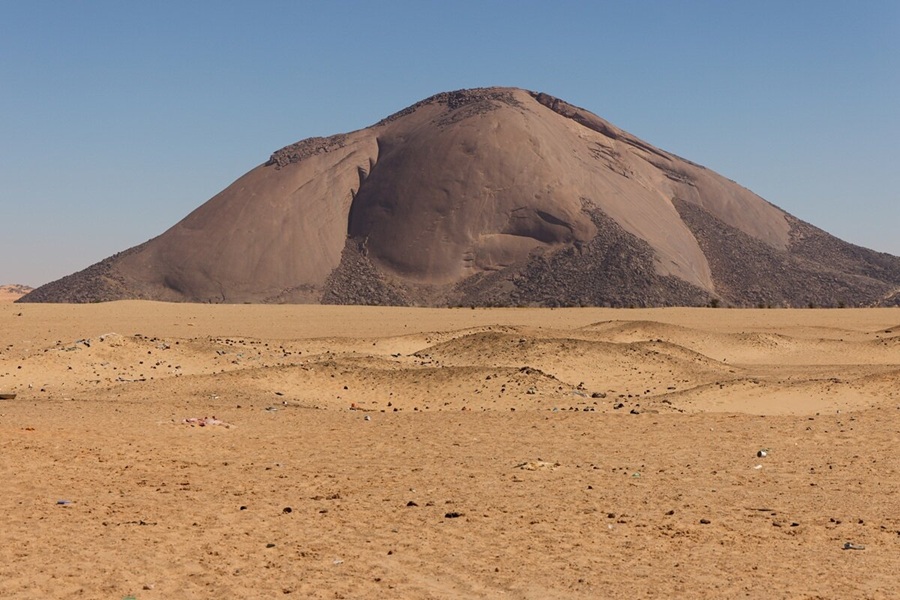 monolite ben amira